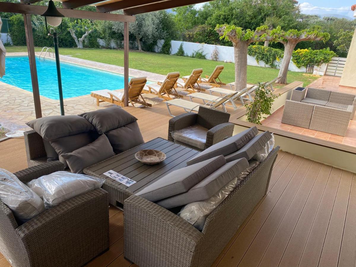 Relaxing Villa With Swimming Pool And Garden Agios Georgios  Exterior foto